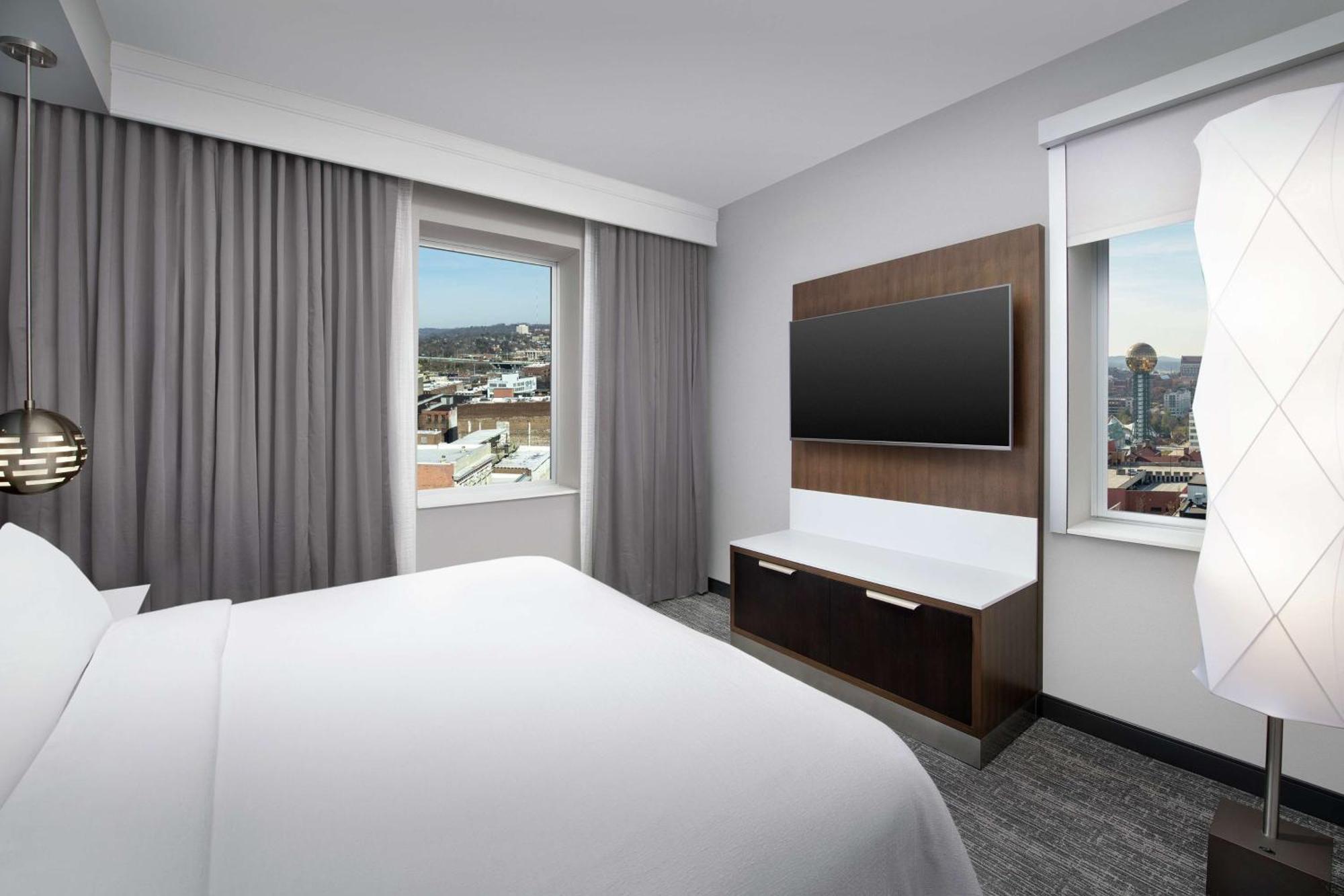 Embassy Suites By Hilton Knoxville Downtown Buitenkant foto
